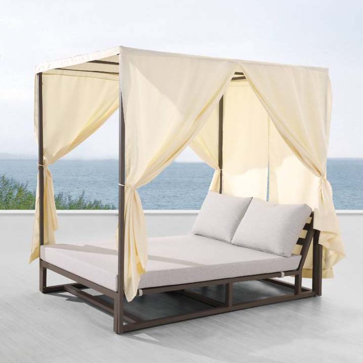 Tribeca Daybed with Canopy | Patio Options