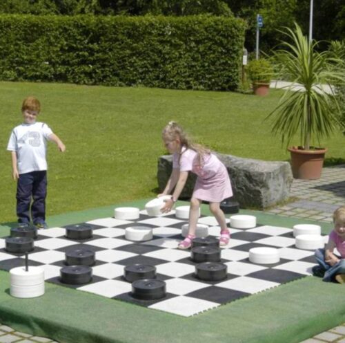 Giant Checkers